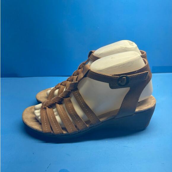 YUU Memory Foam Hilly Tan Ankle Strappy Wedge Sandals Women's Size 8 M - Picture 6 of 13